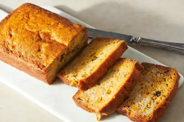 Janets Rich Banana Bread
