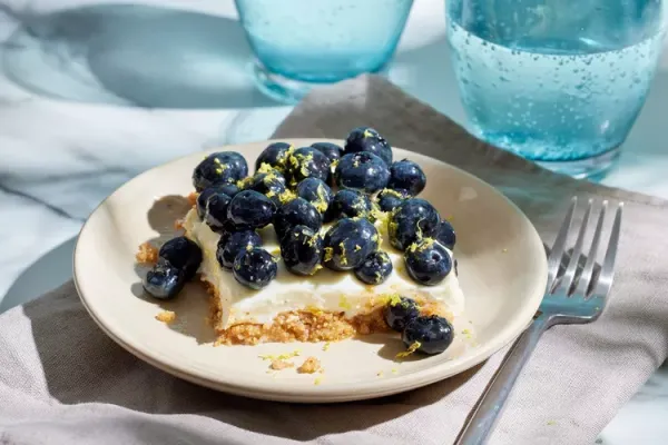 No Bake Lemon Blueberry Cheesecake Bars
