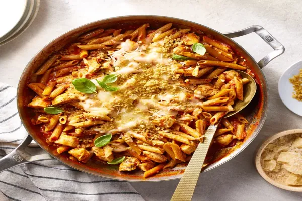 One Pan Chicken Parmesan Pasta