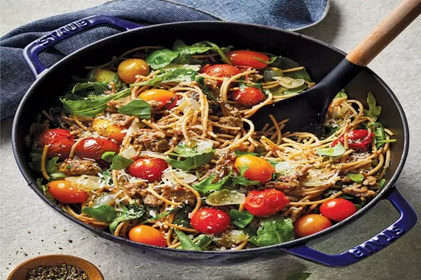 Whole Grain Spaghetti with Italian Turkey Sausage Arugula & Tomato Sauce