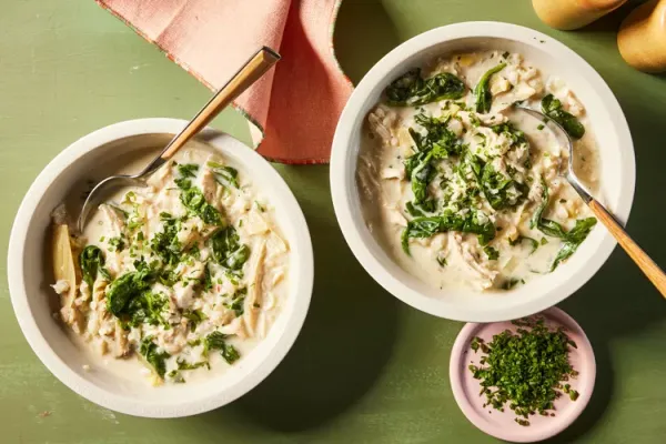 Slow Cooker Spinach & Artichoke Chicken Soup