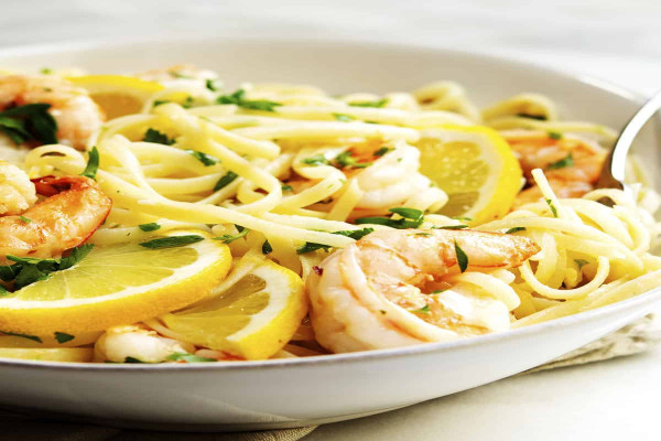 Lemony Garlic Shrimp with Pasta