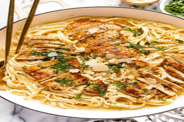 Chicken Fettuccini Alfredo