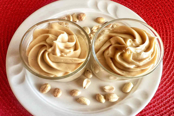 4 Ingredient Peanut Butter Mousse